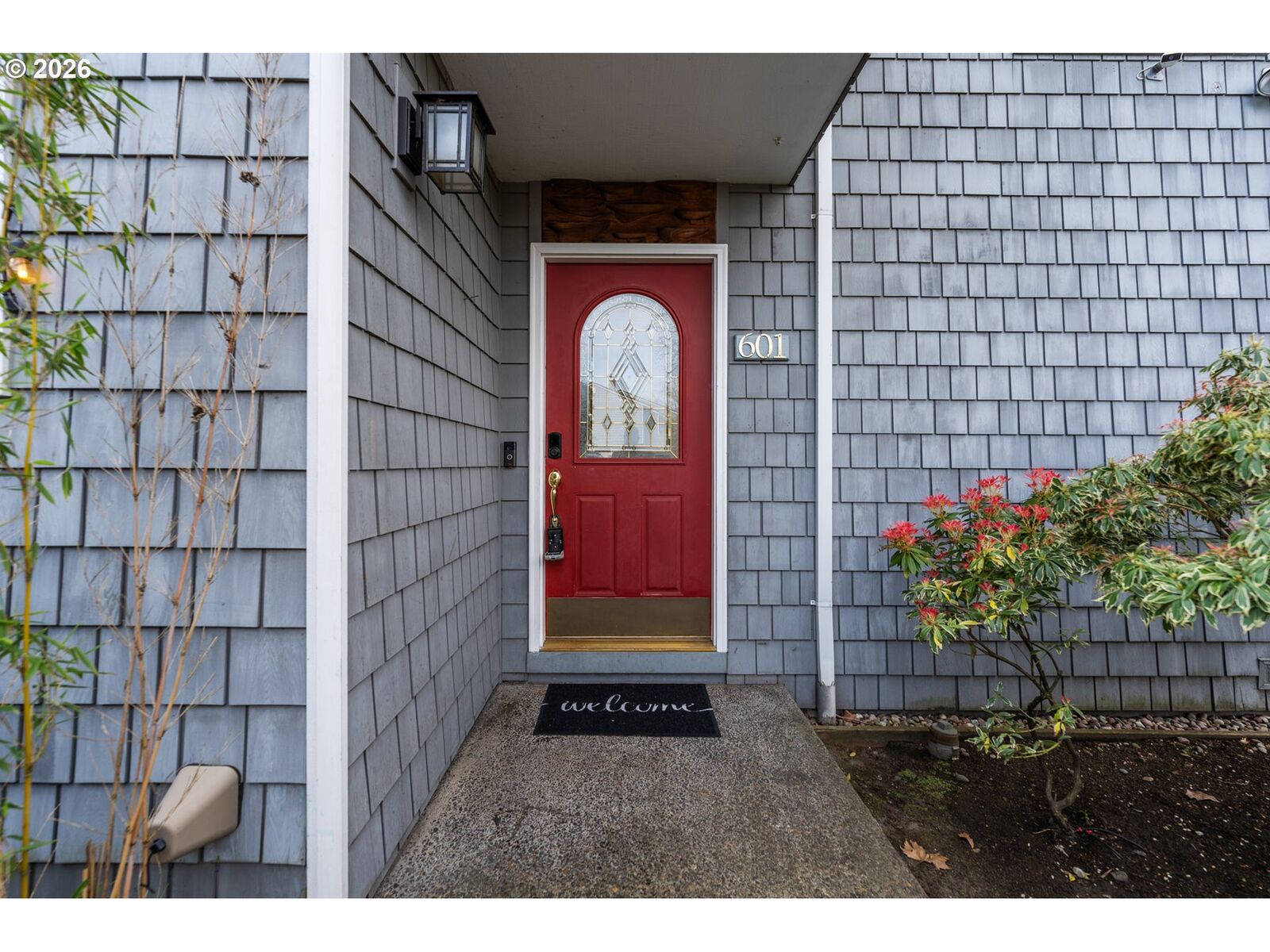 Property Photo:  601 N Tomahawk Island Dr  OR 97217 