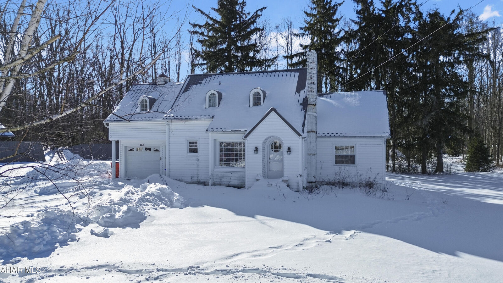 Property Photo:  3379 Ben Franklin Highway  PA 15931 