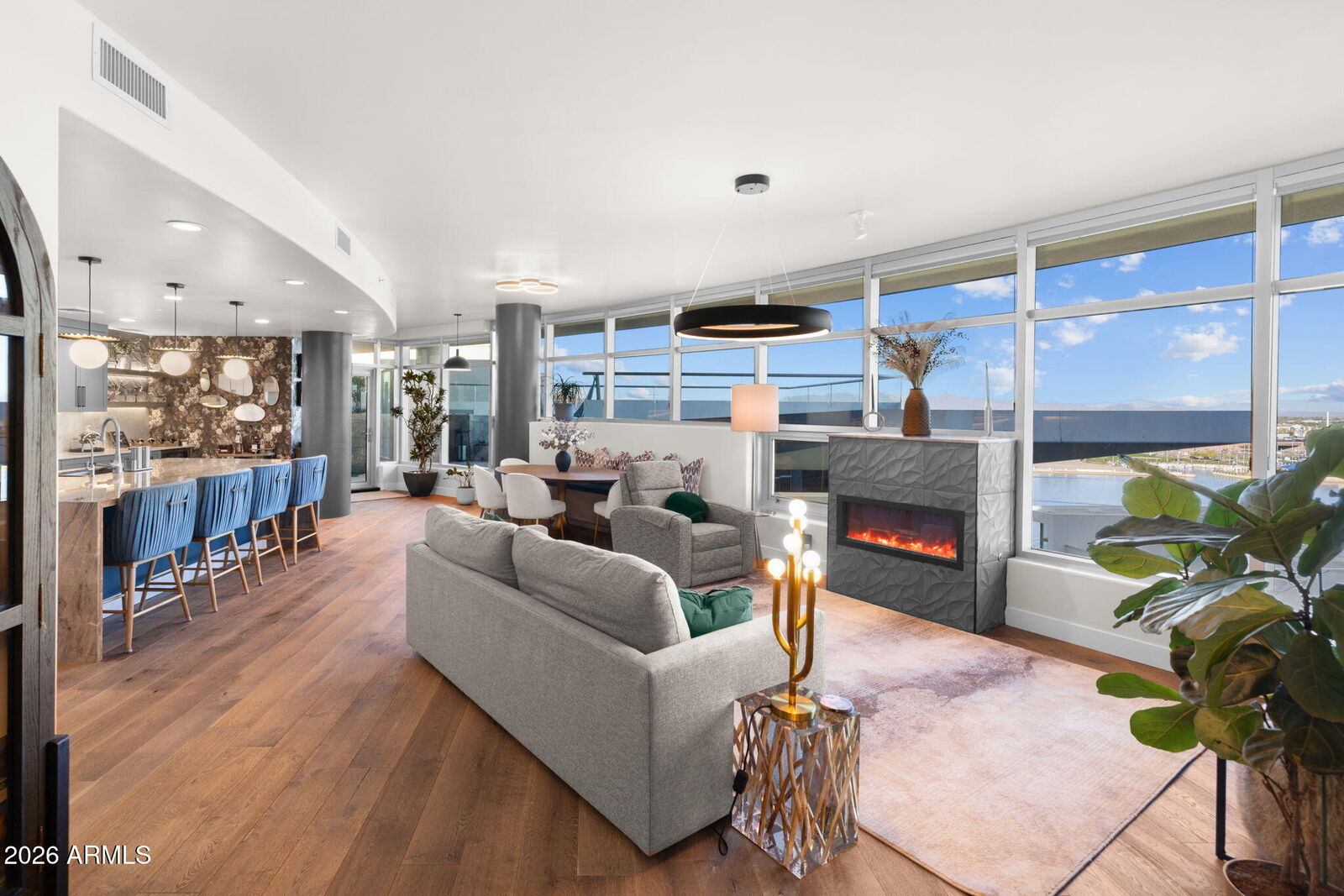 Property Photo:  140 E Rio Salado Parkway 804  AZ 85281 