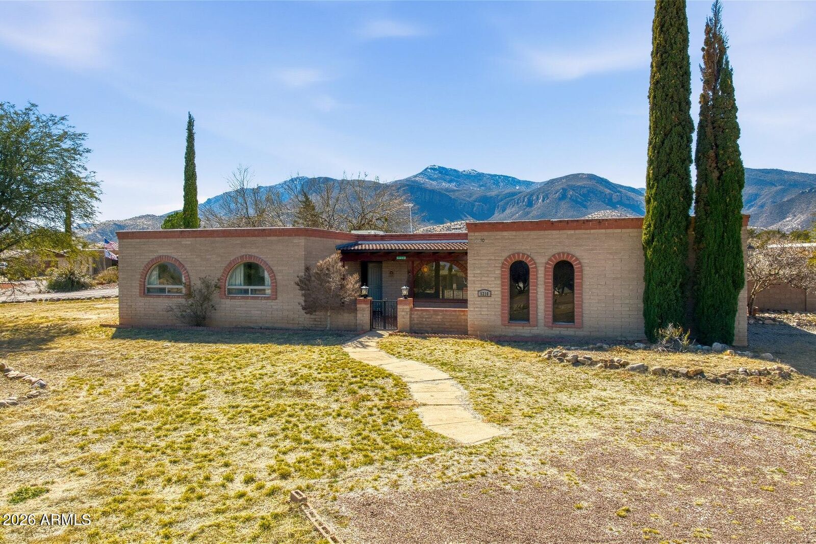 Property Photo:  5210 S Apache Avenue  AZ 85650 