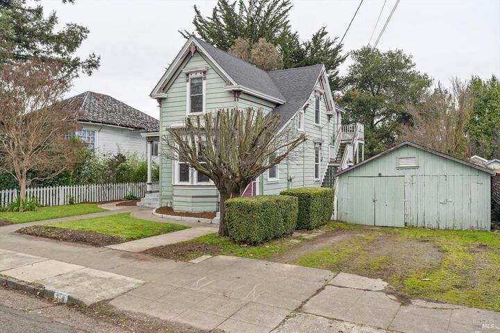 Property Photo: 317 319 8th Street CA 94952