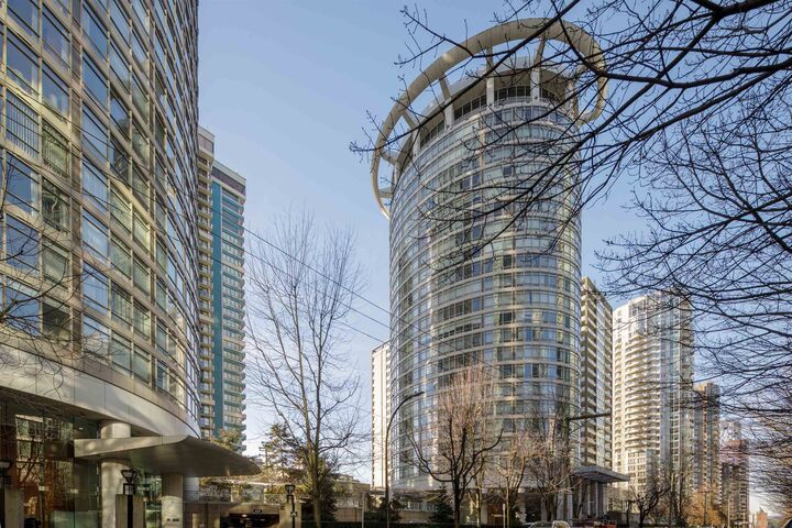 Photo de la propriété:  1288 Alberni 1604  BC V6E 4N5 