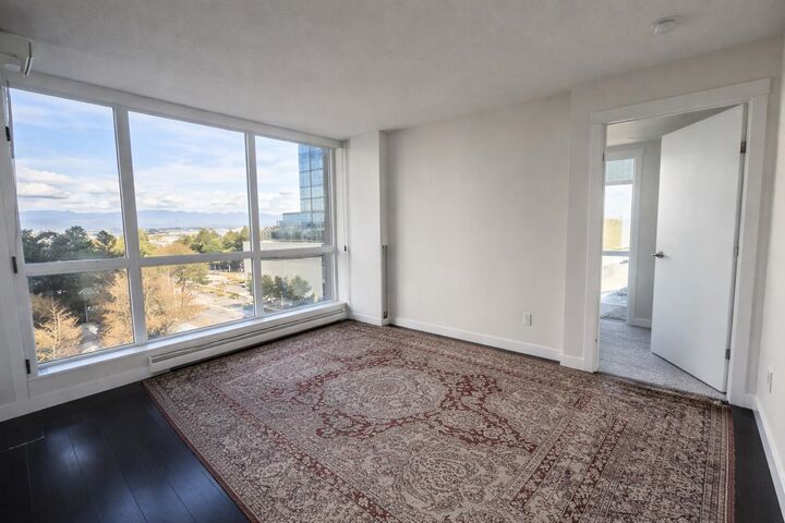 Photo de la propriété: 10777 University Drive 610 BC V3T 0E6