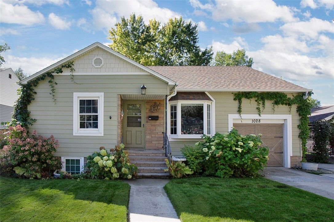 Property Photo:  1028 Princeton Ave  MT 59102 