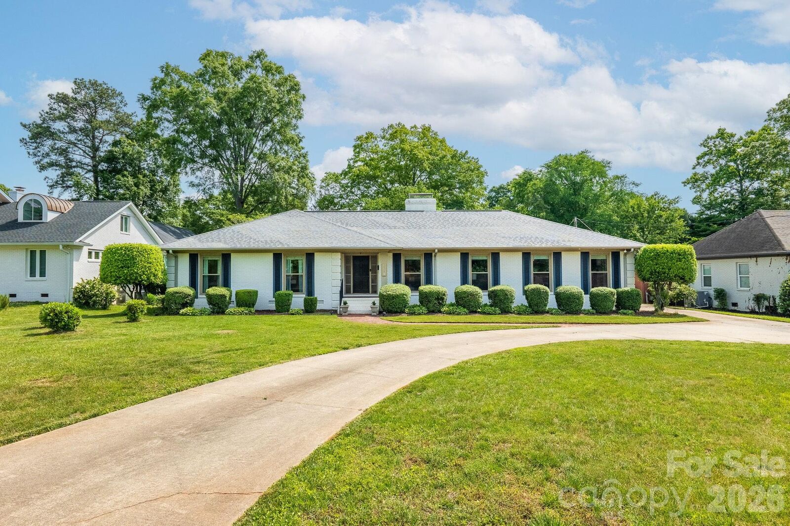 Property Photo:  3311 Providence Road  NC 28211 