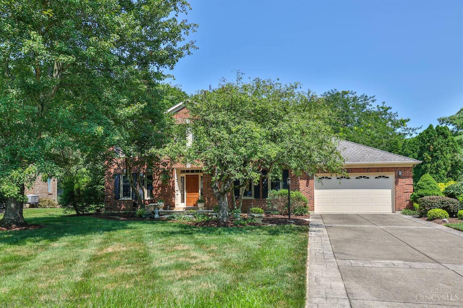 Property Photo:  9424 Kemper Grove Lane  OH 45140 