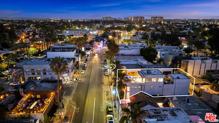 Property Photo:  1430 Abbot Kinney Blvd  CA 90291 