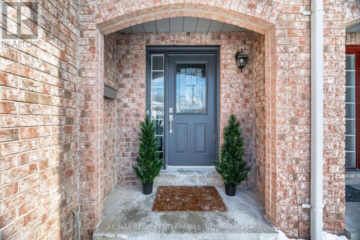 Photo de la propriété:  2401 Stefi Trail  ON L6H 5Y5 