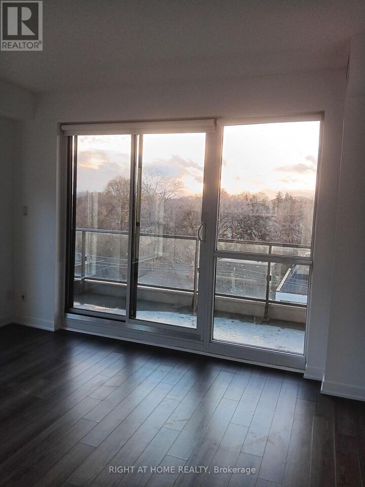 Property Photo:  60 Berwick Avenue 607  ON M5P 0A3 