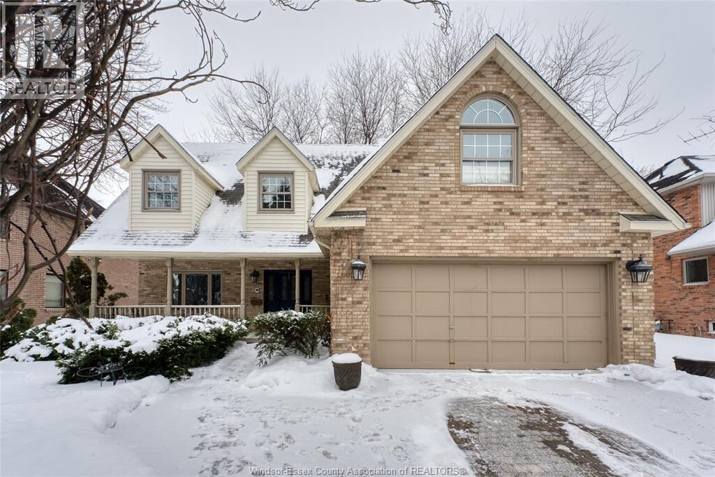 Property Photo:  323 Majestic Drive  ON N8N 4K9 