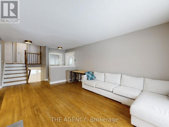 Property Photo:  54 Manorglen Crescent  ON M1S 1W4 