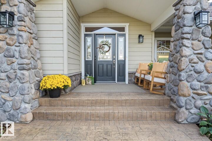 Property Photo: 46511 Twp Rd 611 27 AB T9N 2J6