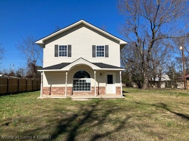 Property Photo:  101 State Street  AR 72943 