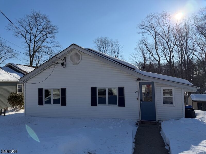 Property Photo:  29 Roosevelt Trl  NJ 07843 