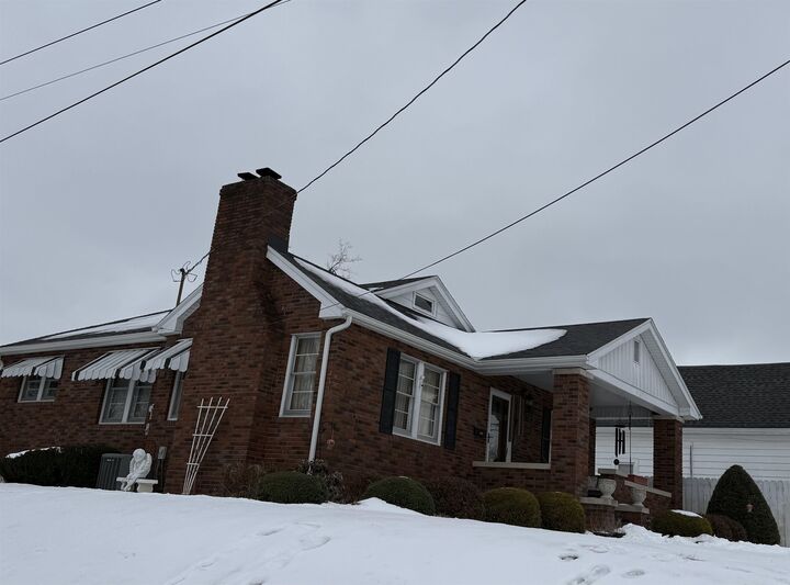 Property Photo:  1426 O'Byrne St  KY 42420 