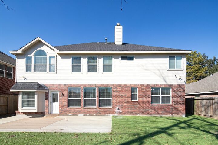 Property Photo:  6122 Terrell Hills Drive  TX 77469 