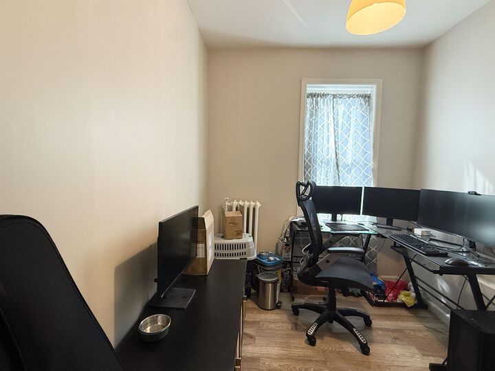 Property Photo:  160 Vroom St 28  NJ 07306 