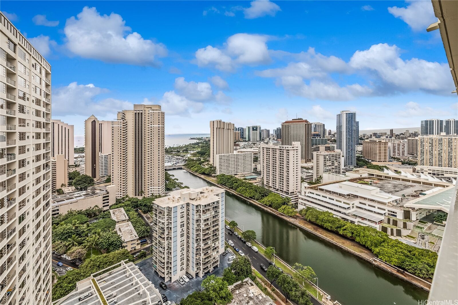 Property Photo:  1717 Ala Wai Boulevard Ph Ii7  HI 96815 