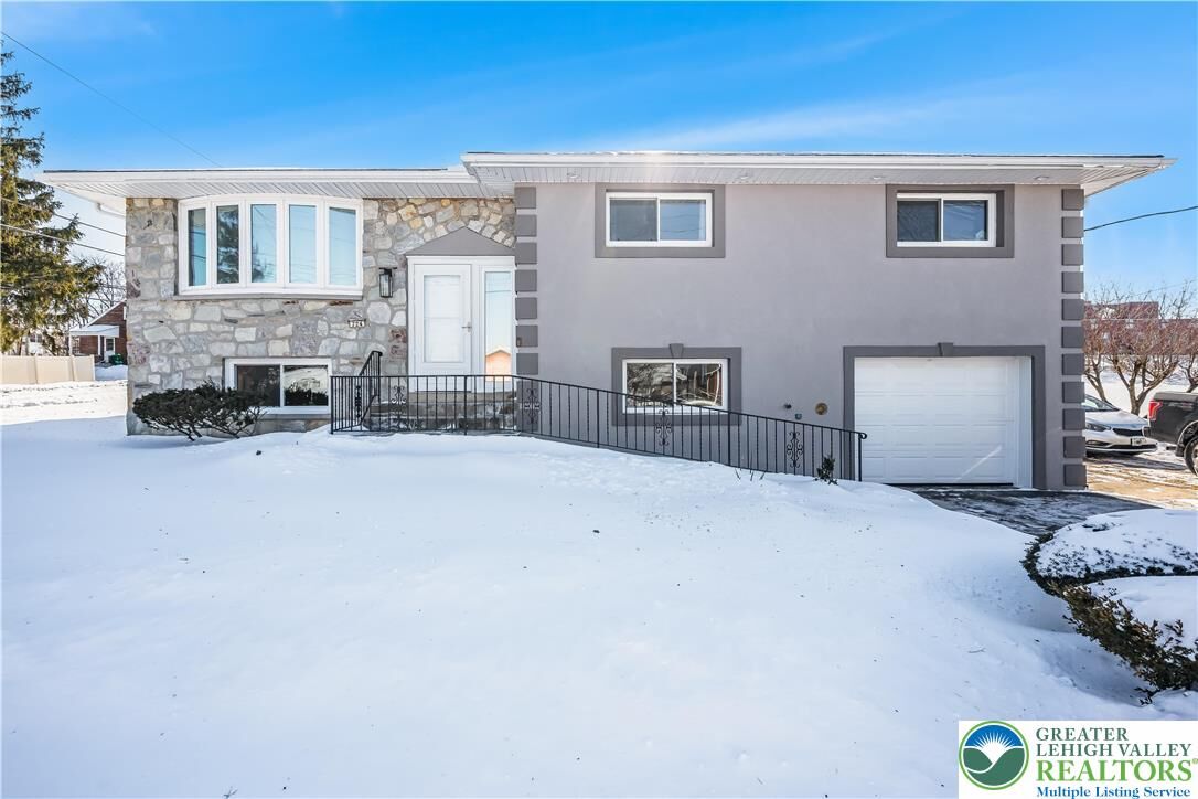 Property Photo:  724 E Tilghman Street  PA 18109 