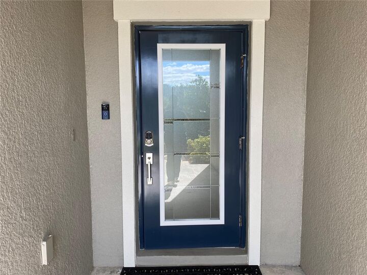 Property Photo:  9516 Pembrooke Pines Drive  FL 33573 