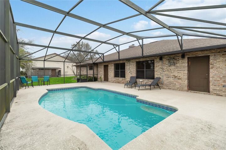 Property Photo:  18711 Northcliff Street  FL 32833 