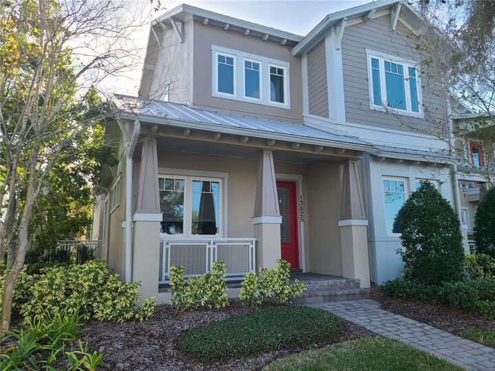 Property Photo: 13825 Benavente Avenue FL 32827