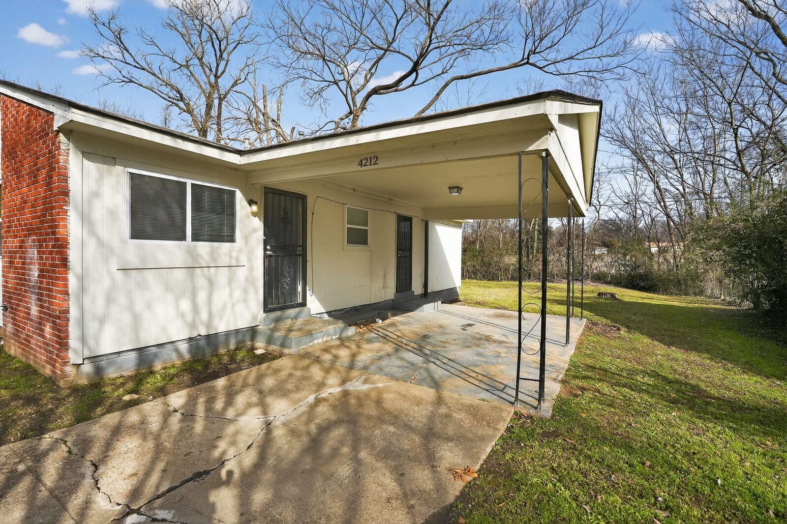 Property Photo:  4212 Falcon Dr  TN 38109 