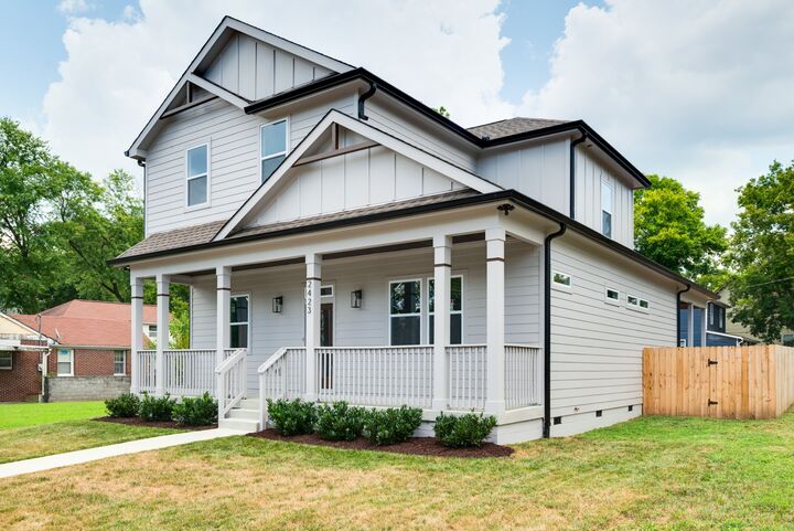 Property Photo:  2423 Alameda St  TN 37208 