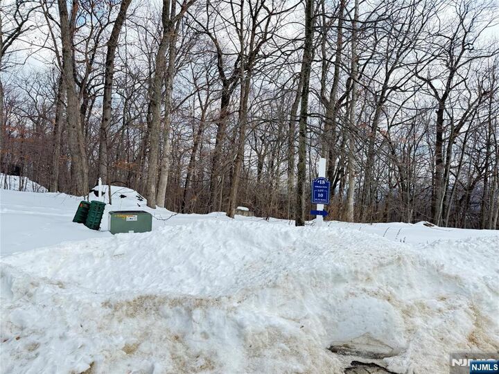 Property Photo: 18 Wiltshire Drive NJ 07005