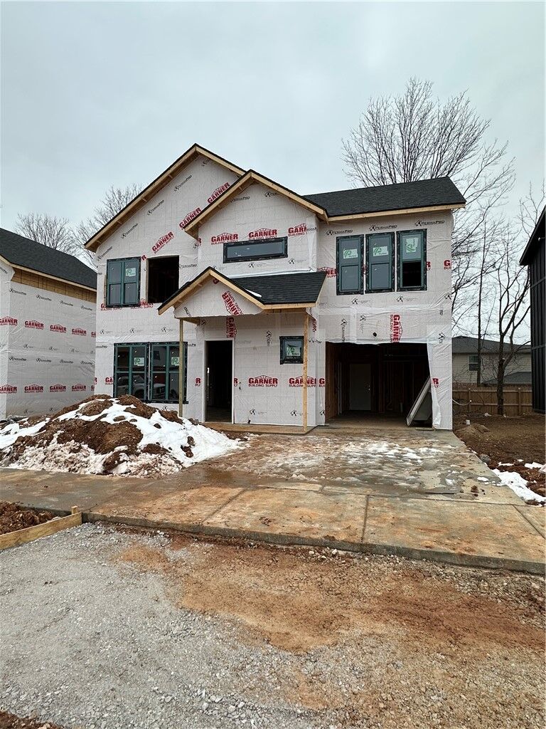 Property Photo:  2616 W Berkley Avenue  AR 72758 