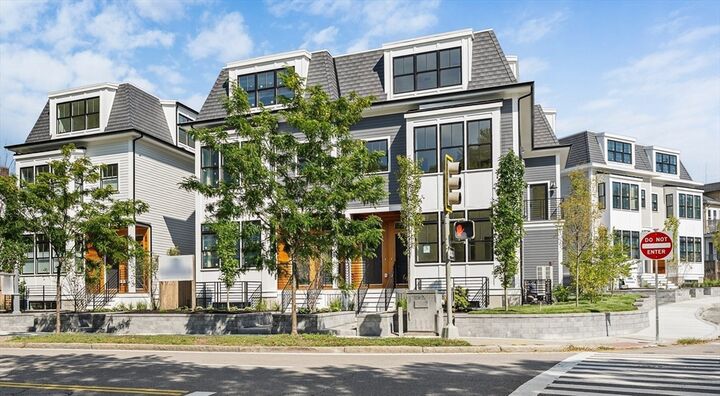 Property Photo:  327 Alewife Brook Pkwy B  MA 02144 