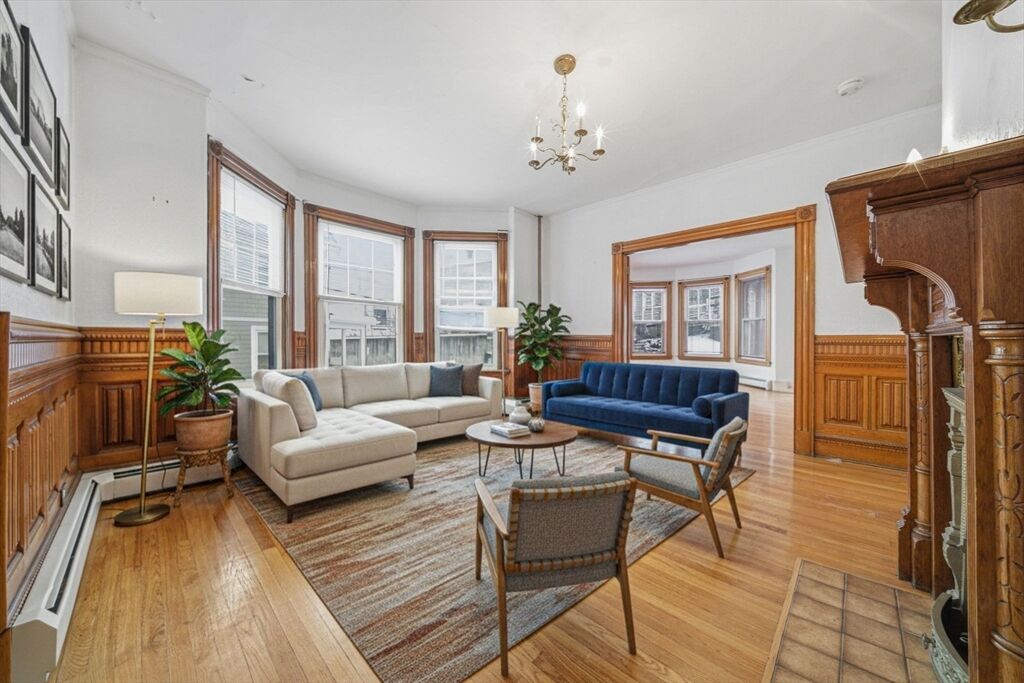Property Photo:  87 Burt St  MA 02124 