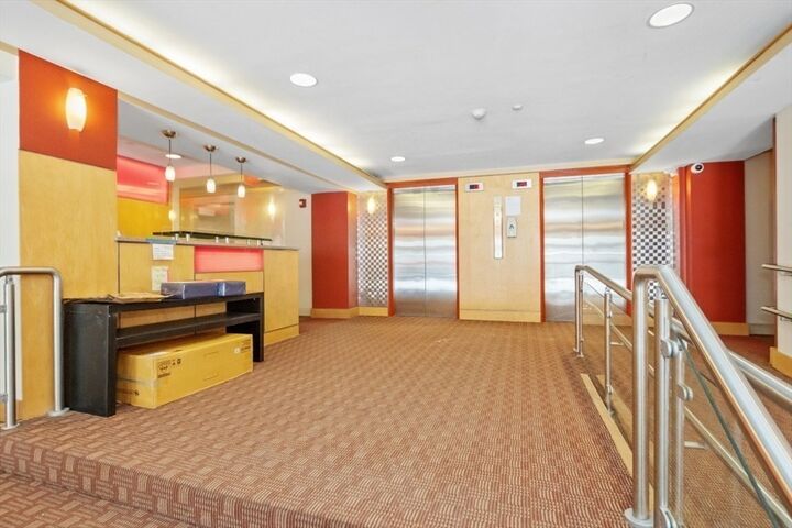 Property Photo:  1600 Beacon St 207  MA 02446 