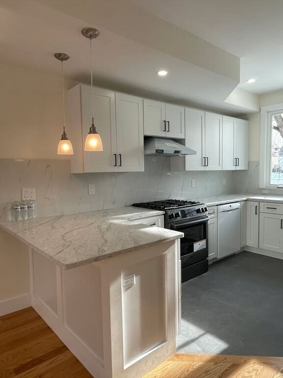 Property Photo:  40 Vernon 40  MA 02145 