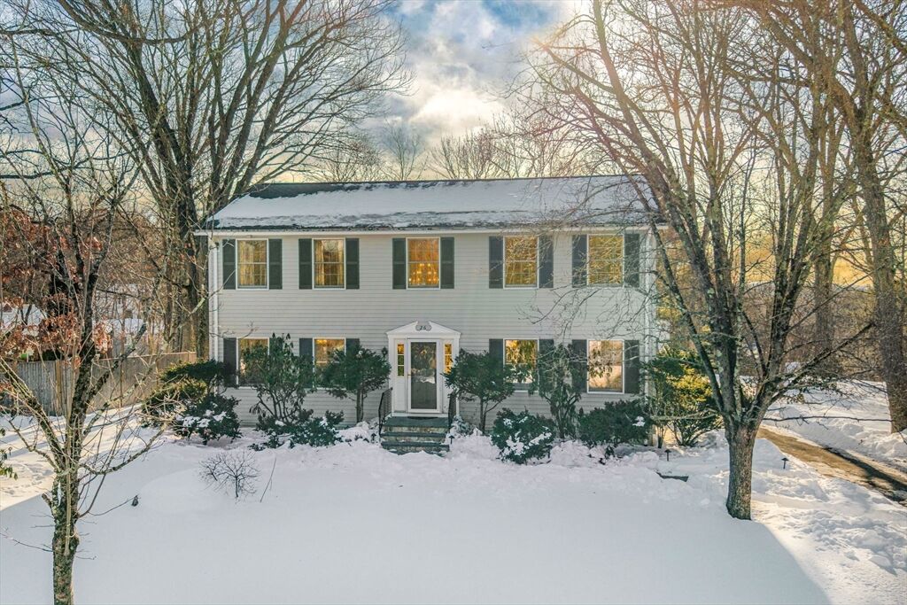 Property Photo:  26 Varick Hill Rd  MA 02468 
