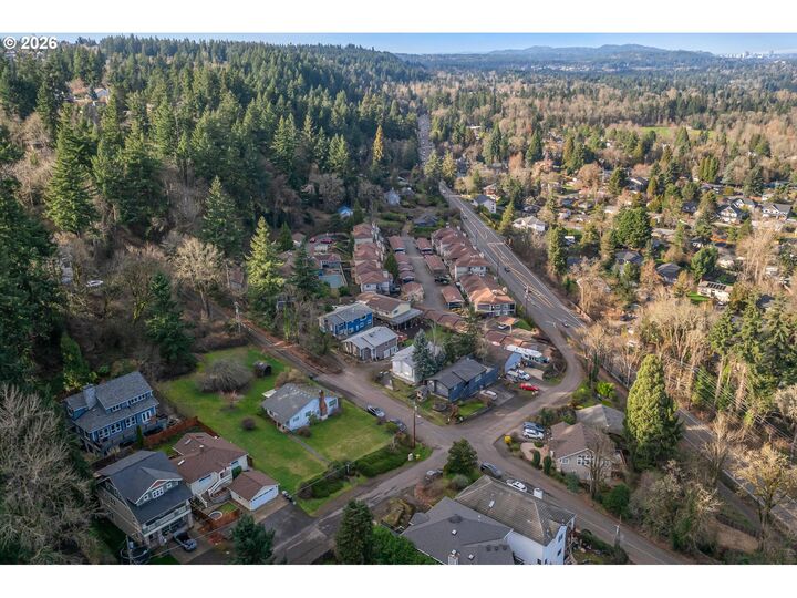 Property Photo:  2444 Randall St  OR 97068 