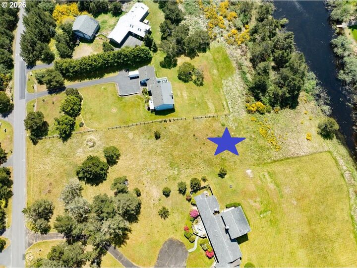 Property Photo: Manion Dr OR 97146