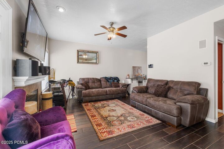 Property Photo:  7819 S Spruce Tree Lane  UT 84094 