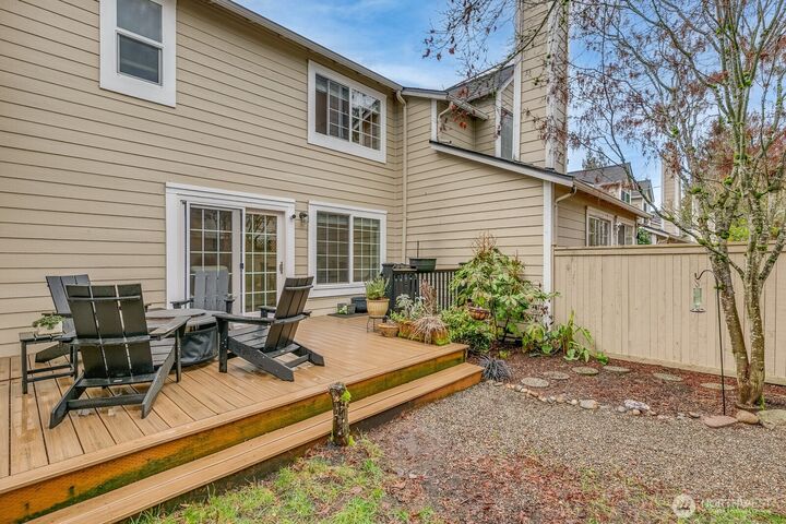 Property Photo:  7821  196th Street SW B  WA 98026 