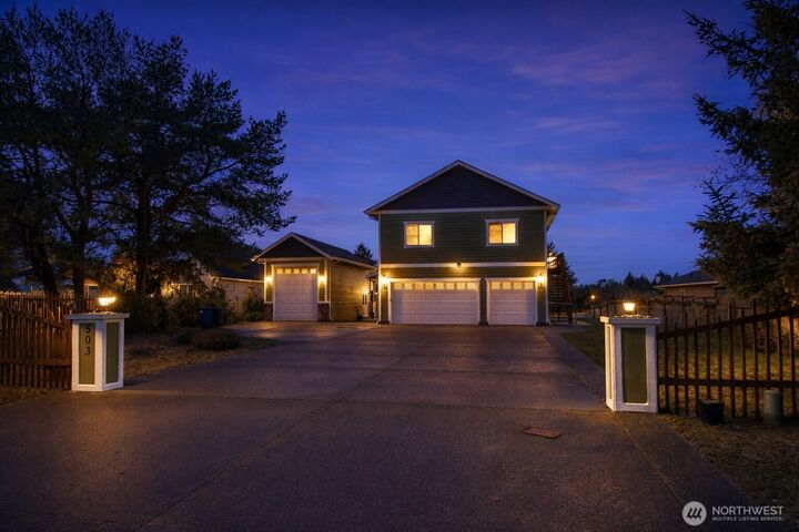 Property Photo:  503  Duck Lake Drive SE  WA 98569 