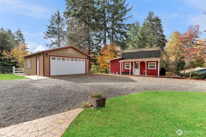 Property Photo:  13618  106th Street E  WA 98374 