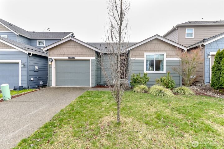 Property Photo: 10710 185th Street E WA 98374