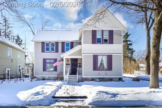 Property Photo: 34021 Grand River Avenue MI 48335