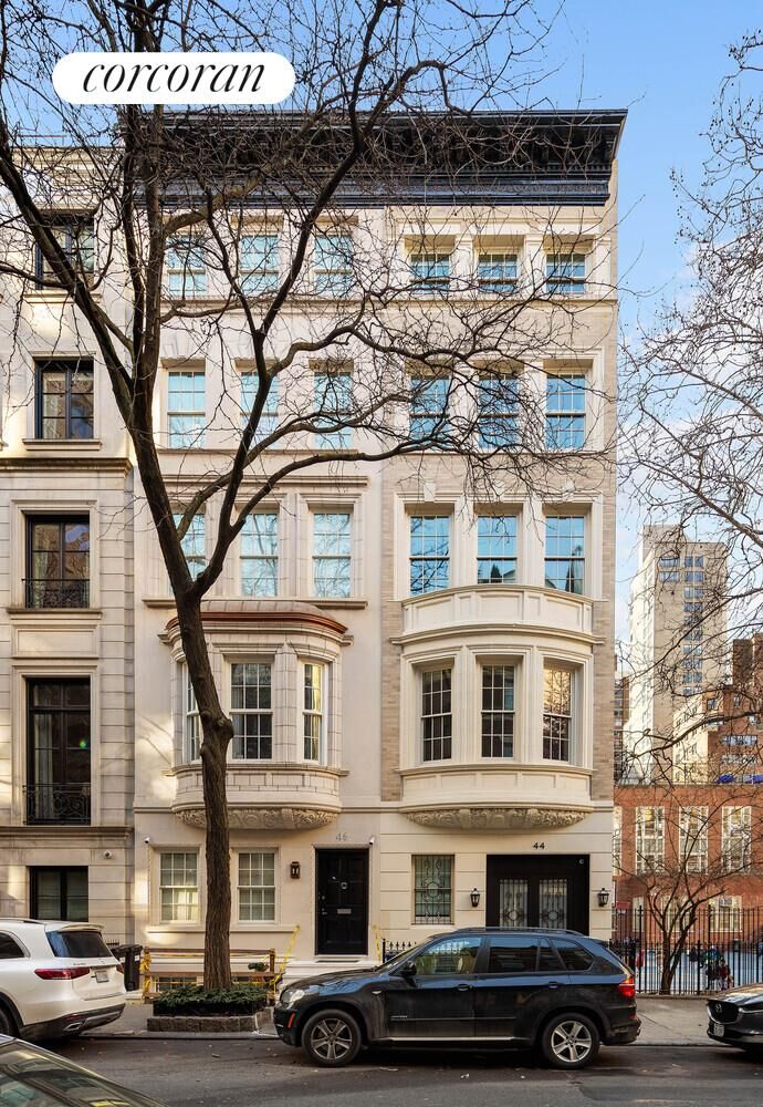 Property Photo:  44 E 82nd Street  NY 10028 