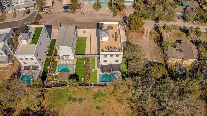 Property Photo:  16/18/20 Inlet Pl  FL 32080 