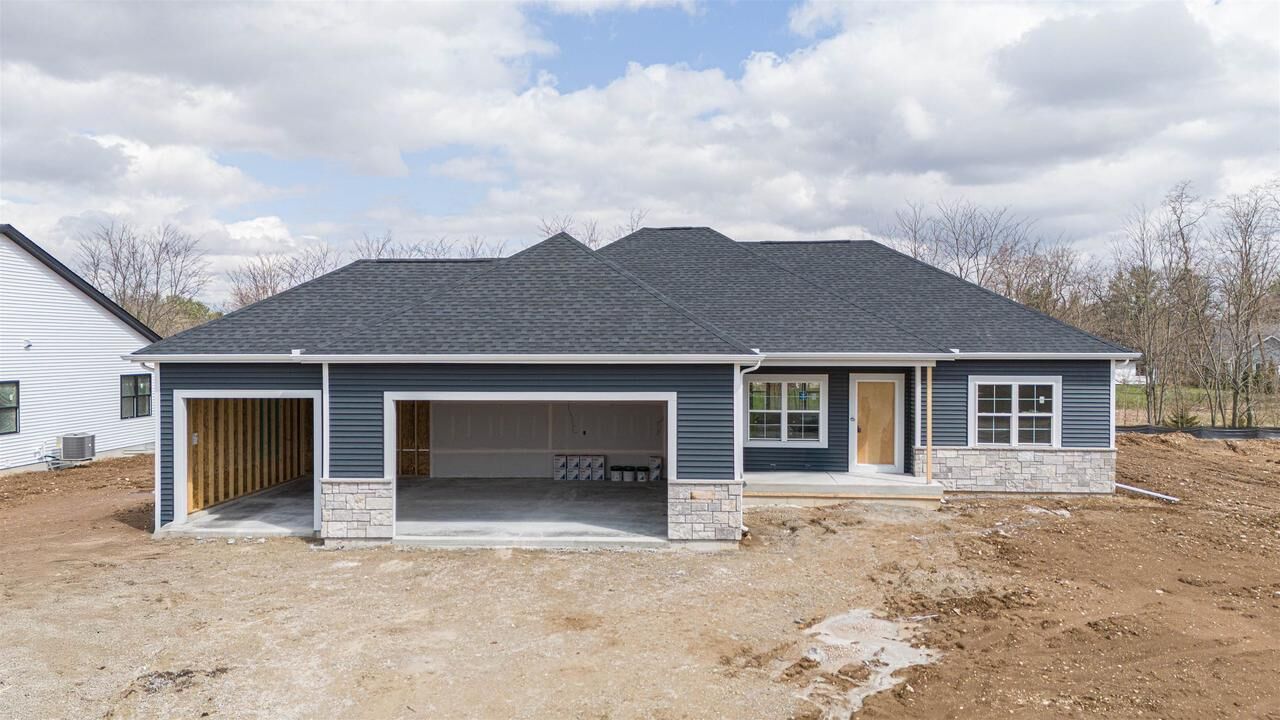 Property Photo:  3740 N Woodbury Lane  WI 53545 