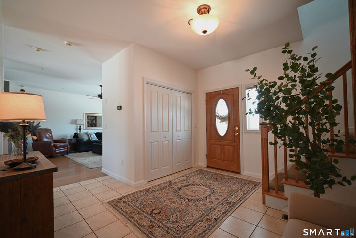 Property Photo:  8 Farmview Drive  CT 06776 