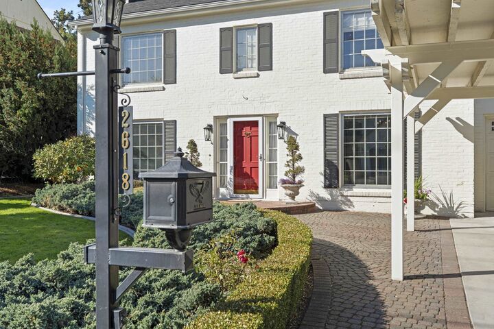 Property Photo:  2618 S Arthur St  WA 99203 