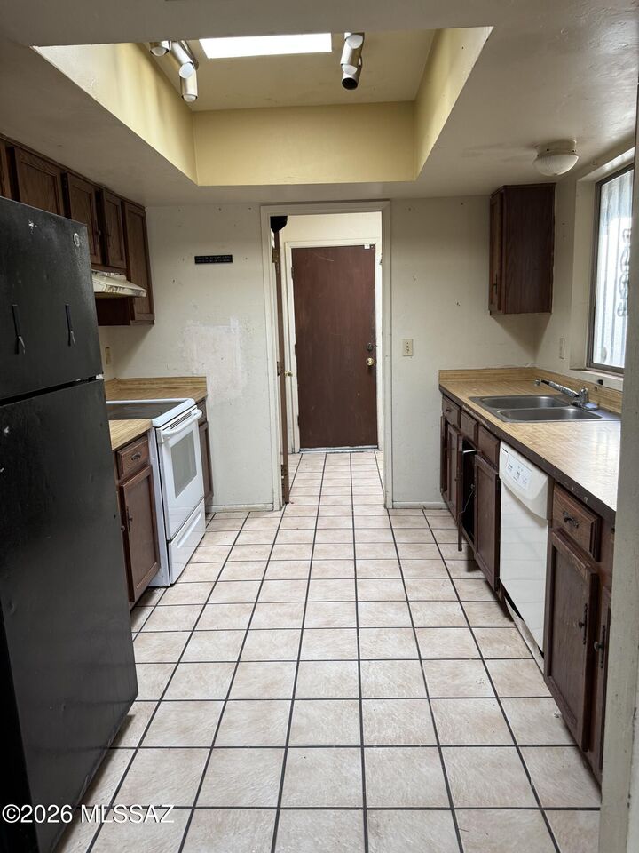 Property Photo:  1972 N Frances Boulevard  AZ 85712 