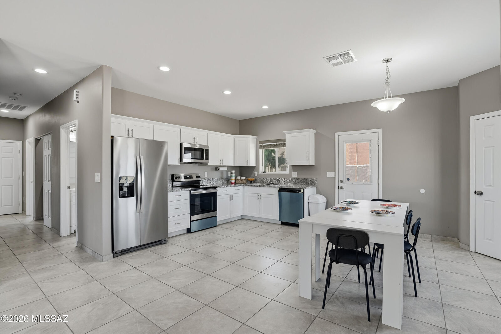 Property Photo:  551 W Thurber Road  AZ 85705 